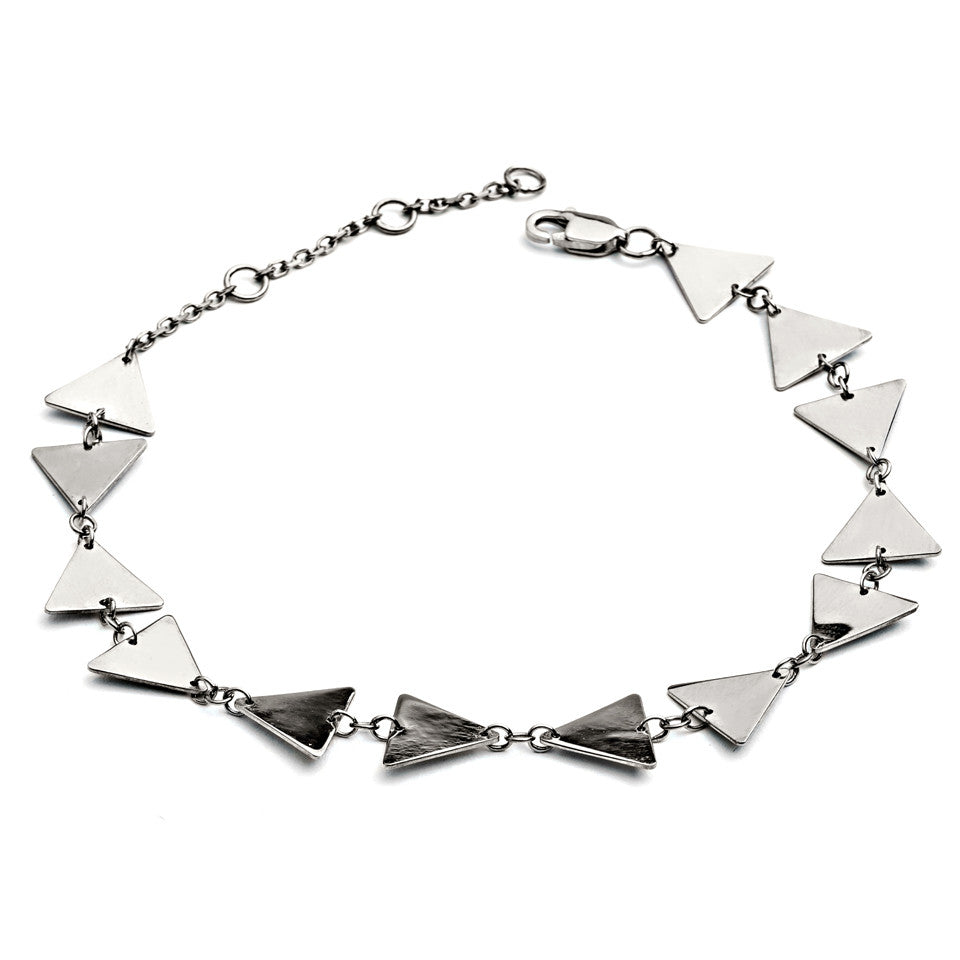 70% DISCOUNT Glittering 925 Sterling Silver Triangle Bow Bracelet