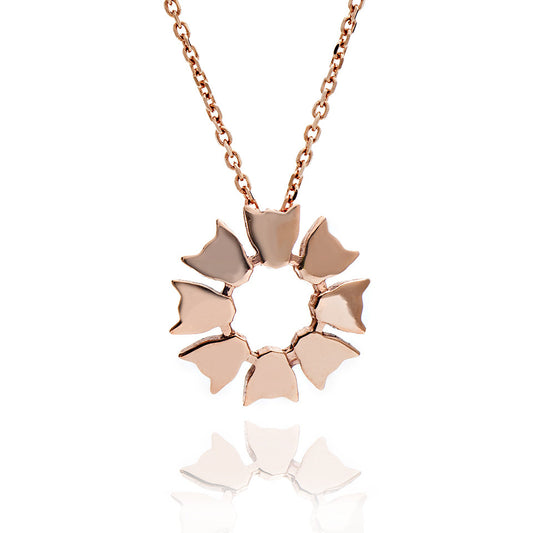 67%   DISCOUNT  Unique Large 18ct Rose Gold Vermeil Jaguar Flower Pendant Necklace